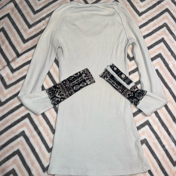 Free people too - Picture 3 of 4